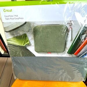Cricuit Easy Press Mat 12” x 12”